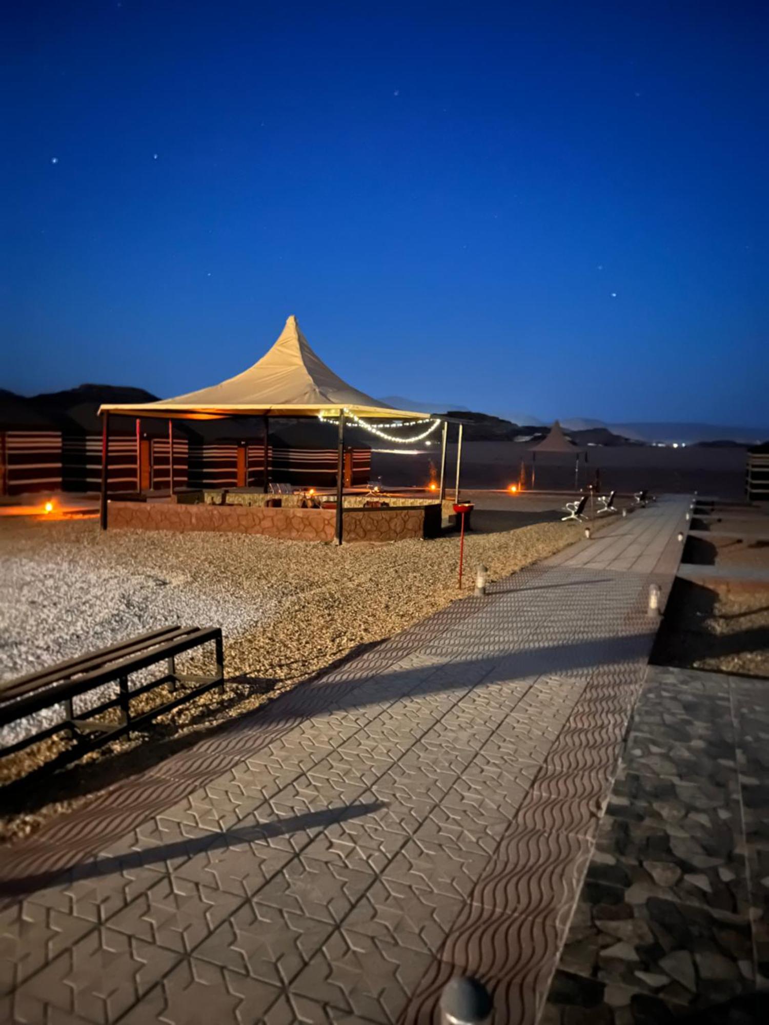 Rum Island Luxury Camp & Bubbles Hotel Rum vádi Kültér fotó